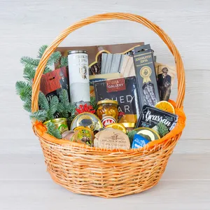 Новогодняя подарочная корзина для мужчин с красной икрой, сырами Grassan, Schonfeld, Gallery, деликатесами из мяса медведя, оленя, кабана и куропатки - №1923